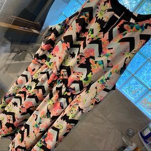 Xhilaration brightly colored herring bone above the knee dress